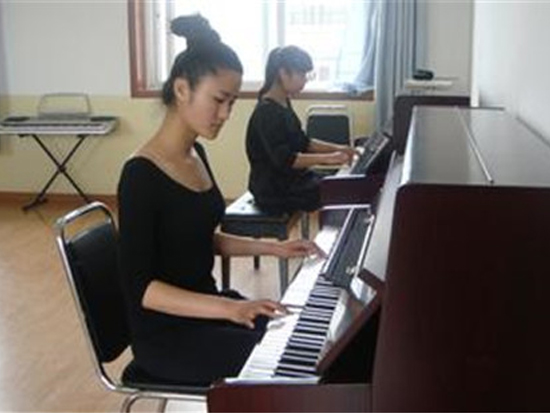 沈阳学前教育培训学校,沈阳孙进技工学校怎么